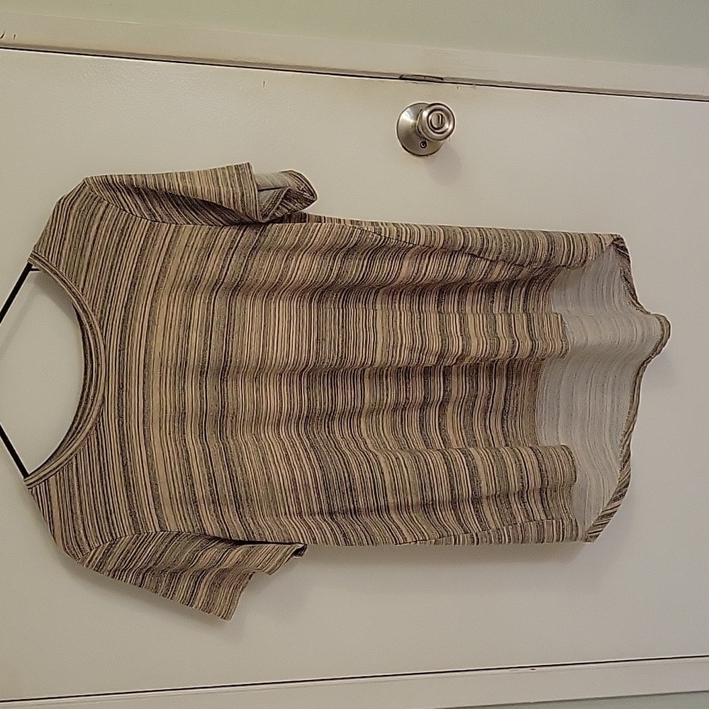 Lisa Rinna Space Knit Terry Striped Short Sleeve Shirt in US Sz L, EUC